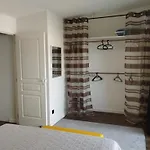 Maison Individuelle à Hébergement de vacances *