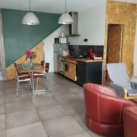 Maison Au Calme Avec Terrasse Et Parking Privé Proche Centre