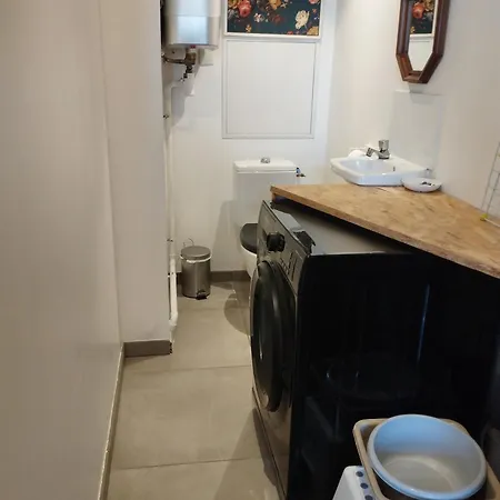Maison Au Calme Avec Terrasse Et Parking Privé Proche Centre Casa vacanze Caen